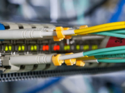 Ce a son lis diferents tra fibre multimode e un singul mode